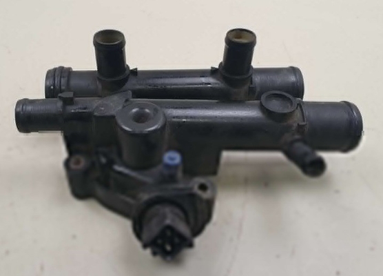 PATHFINDER III R51 2.2 2.5 DCI Master 2 8200262237 Alloggiamento termostatico Renault Nissan