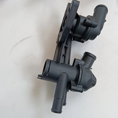 03C121111T Assemblaggio termostatico del liquido di raffreddamento del motore per Audi A3 Sportback qu. 2.0 TFSI
