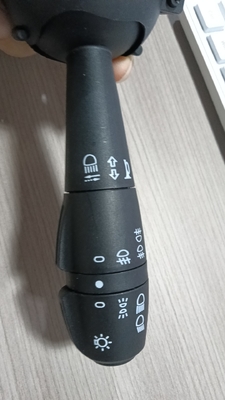8201167988 Interruttore della colonna di sterzo per Dacia Dokker Lodgy Logan Sandero Car Fitment Europe