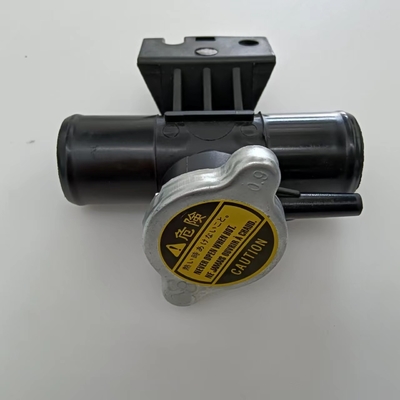 Assemblaggio di alloggiamento del termostato del liquido di raffreddamento del motore per Mitsubishi Lancer 2008-2017 e Outlander Sport 2011-2019