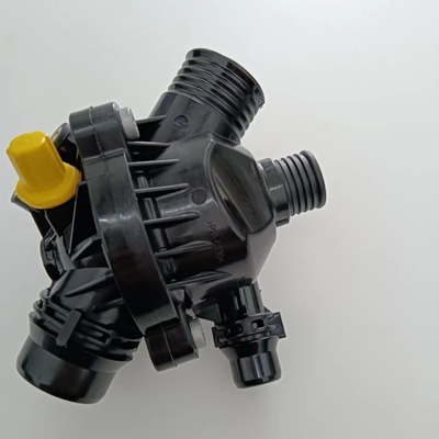 OEM NO 11537549476 Termostato del liquido di raffreddamento del motore per BMW E87 E82 E90 E92 E93 E63 E64 E66 E83