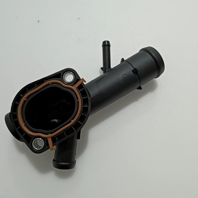 Assetto compatibile 03L 121 132f Serbatoio di raffreddamento Flange Assetto auto per V-W Audi Fabia