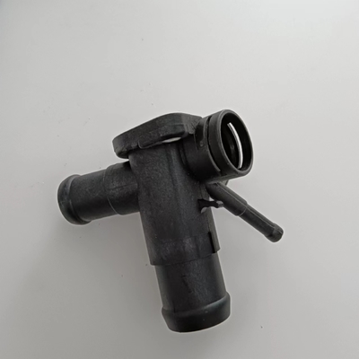 Flancella di raffreddamento per AAZ Turbodiesel su 93-99 Golf 93-99 Jetta 92-97 Passat 068121132B