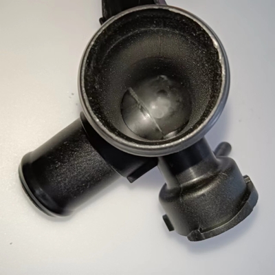 Collo di riempimento del liquido di raffreddamento del motore del radiatore in plastica per il 2012-2017 Hyundai Accent Veloster Rio 25329-1R200