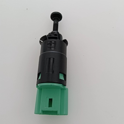 Interruttore di luce del freno in metallo e plastica 4534.48 4534.63 4534.65 per Peugeot 207 307 308