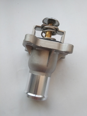 Flancella del liquido di raffreddamento per termostato per OPEL Fiat 24435102 6338050 1338404