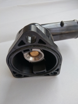 16031-37010 Toyota Water Inlet Sub-Assembly con termostato nero e certificato IATF16949