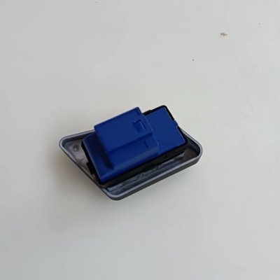 Anno 2013-2015 Cancellatore di chiusura della porta per VW Passat B6 3C0 962 125 B lato del conducente