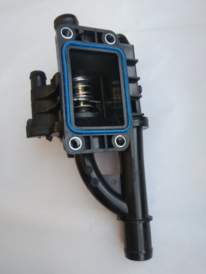 1336.AF 1675627 9M5Q-8A586-BA termostato alloggiamento per Citroen Peugeot e conveniente
