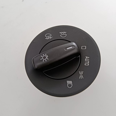 Interruttore di fari in metallo, plastica e cromo per Skoda OEM NO. 1Z0 941 431