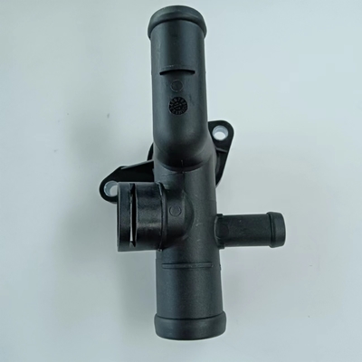 06A 121 132D Flusso di raffreddamento Flancella di tubo di scarico di acqua per VW AUDI JETTA GOLF 1997-2005