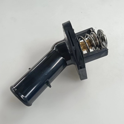 Assemblaggio di alloggiamento del termostato 16031-0P010 16031-31011 per Toyota TACOMA TUNDRA