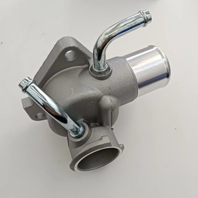 Copertura/uscita dell'acqua del termostato per il radiatore in metallo e plastica per TOYOTA JP