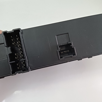 25401-3TA5A 25401-3DF0A Master Power Window Switch per Nissan Juke Conduttore anteriore sinistro