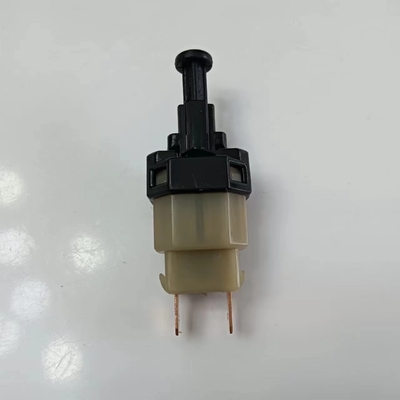 Interruttore per lampada di frenata di prestazioni 2P / 24515036 per Chevrolet N300 / N300P