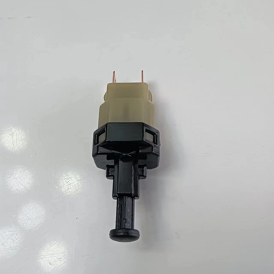 Interruttore per lampada di frenata di prestazioni 2P / 24515036 per Chevrolet N300 / N300P