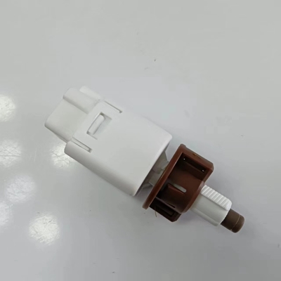 1999-2006 Anno Interruttore di luce del freno 71742588 Adatta a Lexus ES350 Toyota Camry OEM NO